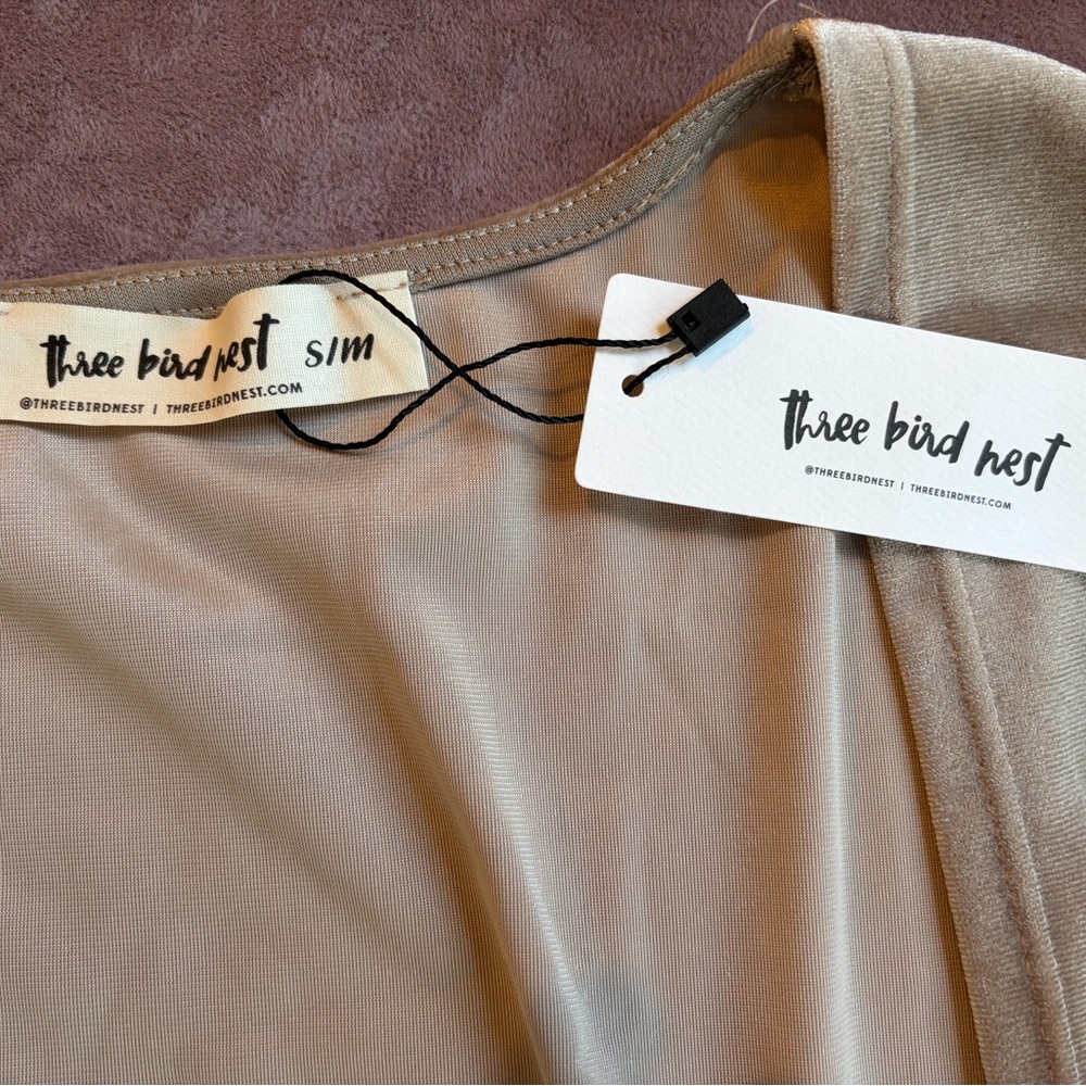 Three Bird Nest Champagne gold kimono
